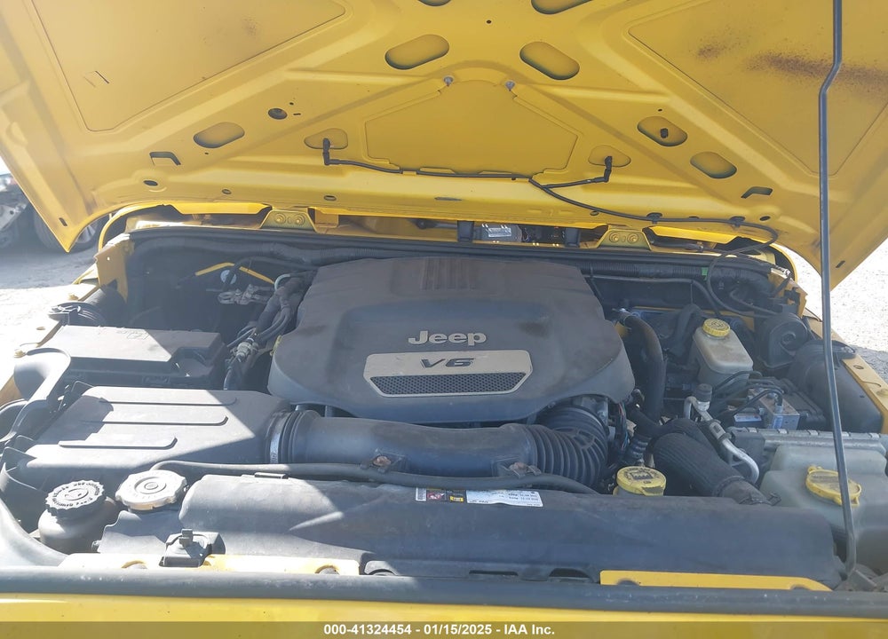 2015 JEEP WRANGLER UNLIMITED SPORT VIN: 1C4BJWDG5FL573788