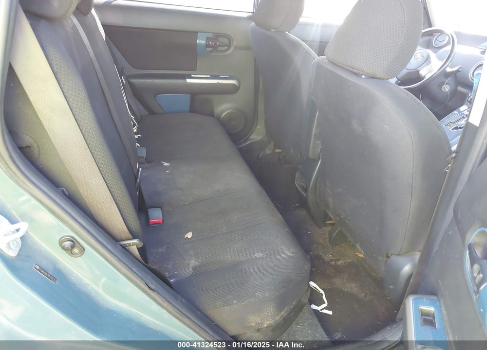 2008 SCION XB VIN: JTLKE50E181022702