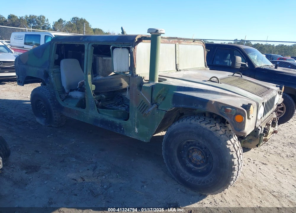2000 AMERICAN GENERAL H1 VIN: 185723