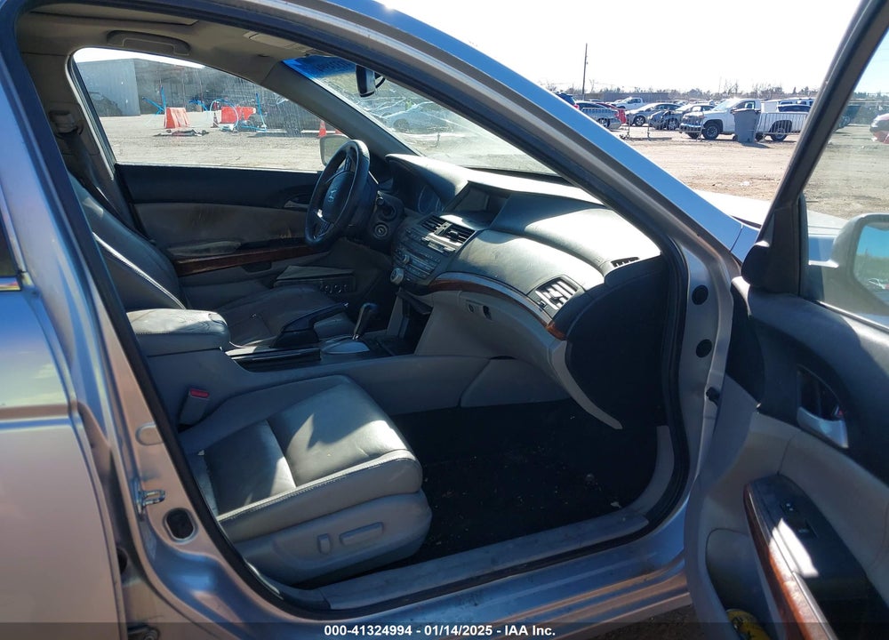 2011 HONDA ACCORD 2.4 EX-L VIN: 1HGCP2F8XBA114183