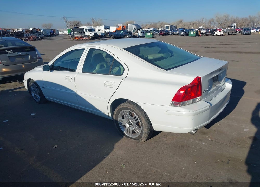 2005 VOLVO S60 VIN: YV1RH59S952474911