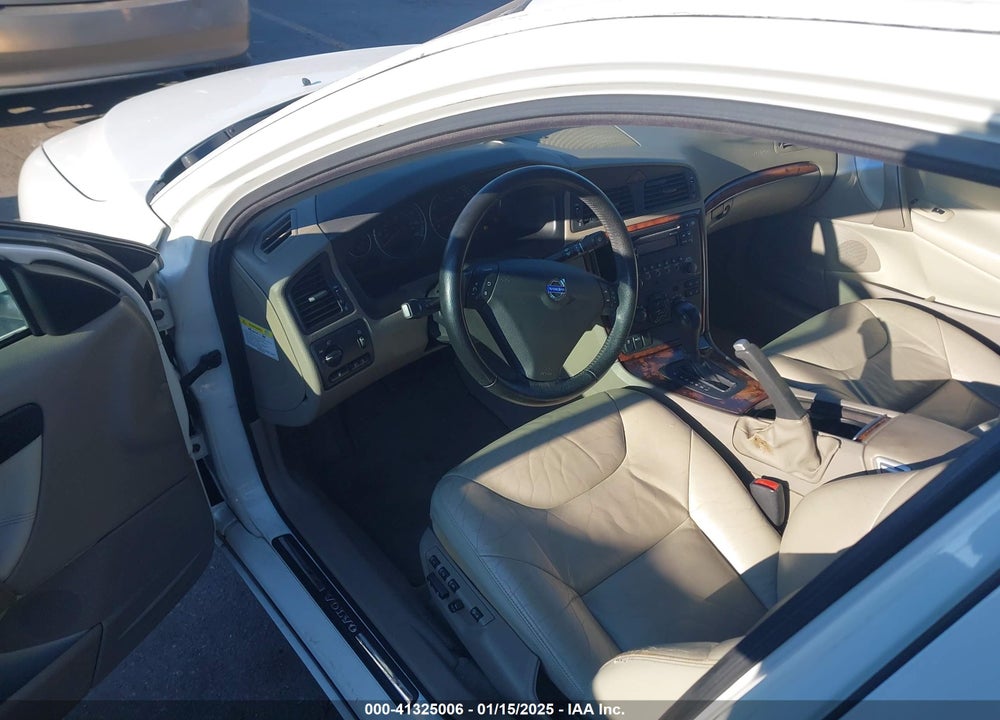 2005 VOLVO S60 VIN: YV1RH59S952474911