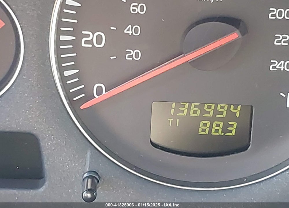 2005 VOLVO S60 VIN: YV1RH59S952474911