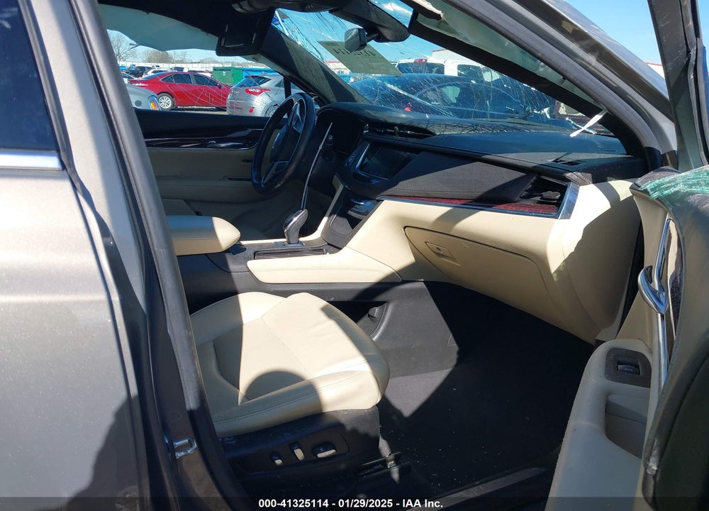 2017 CADILLAC XT5 LUXURY VIN: 1GYKNBRS7HZ288241