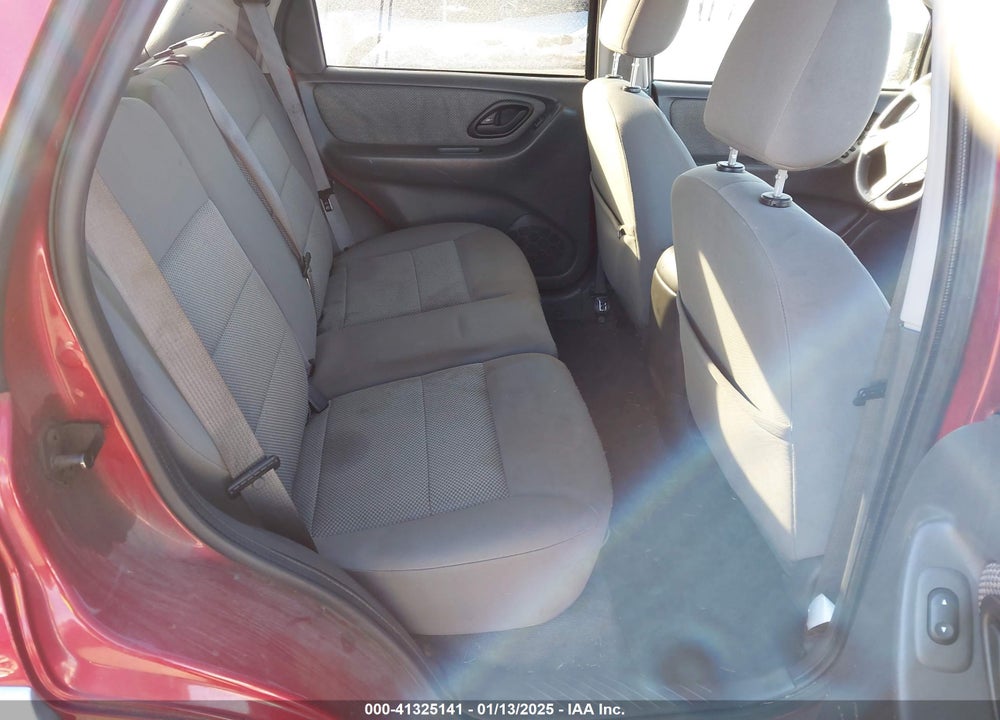 2007 FORD ESCAPE HYBRID VIN: 1FMYU49H27KA54272