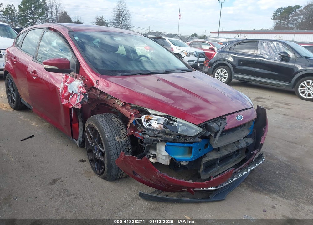 2016 FORD FOCUS SE VIN: 1FADP3K27GL318130