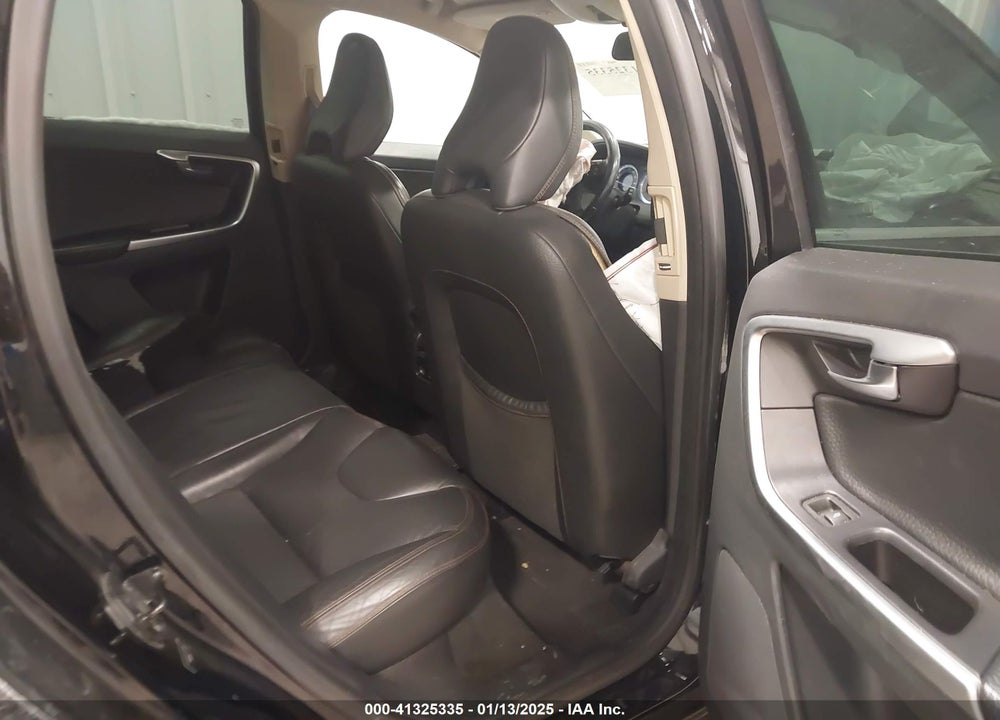 2010 VOLVO XC60 T6/T6 R-DESIGN VIN: YV4992DZ7A2122066