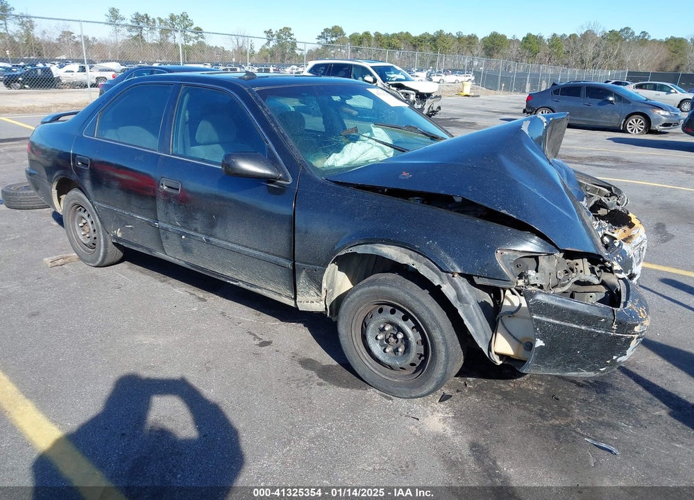 1998 TOYOTA CAMRY LE VIN: 4T1BG22K4WU267296