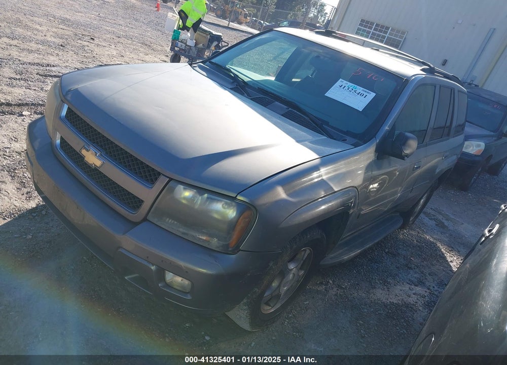 2009 CHEVROLET TRAILBLAZER LT VIN: 1GNDS33S192108243