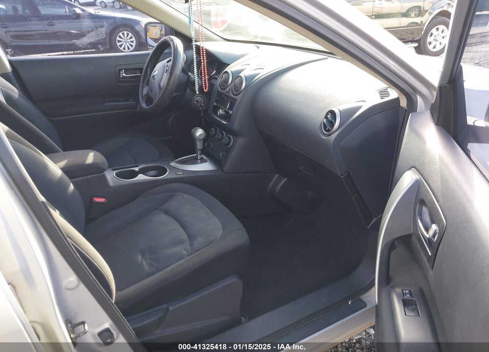 2013 NISSAN ROGUE S VIN: JN8AS5MT1DW022340