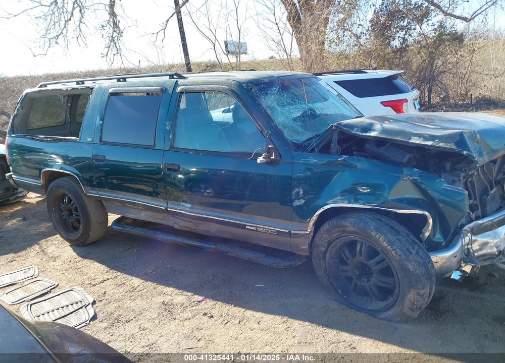 1996 GMC SUBURBAN K1500 VIN: 1GKFK16R3TJ703465
