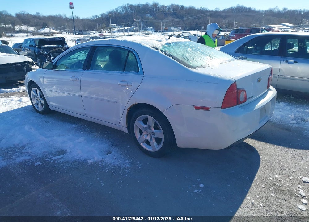 2011 CHEVROLET MALIBU LS VIN: 1G1ZB5E17BF172552
