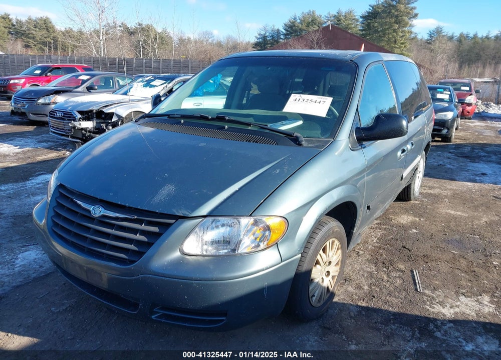 2007 CHRYSLER TOWN & COUNTRY VIN: 1A4GJ45R07B122974