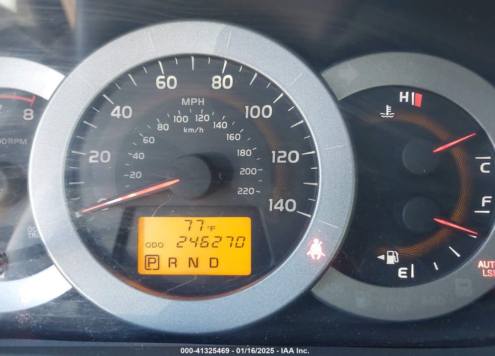 2011 TOYOTA RAV4 VIN: 2T3YF4DV3BW095375