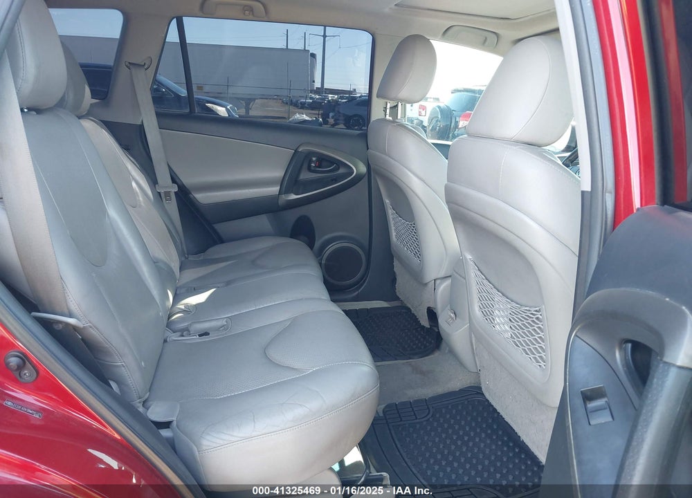 2011 TOYOTA RAV4 VIN: 2T3YF4DV3BW095375