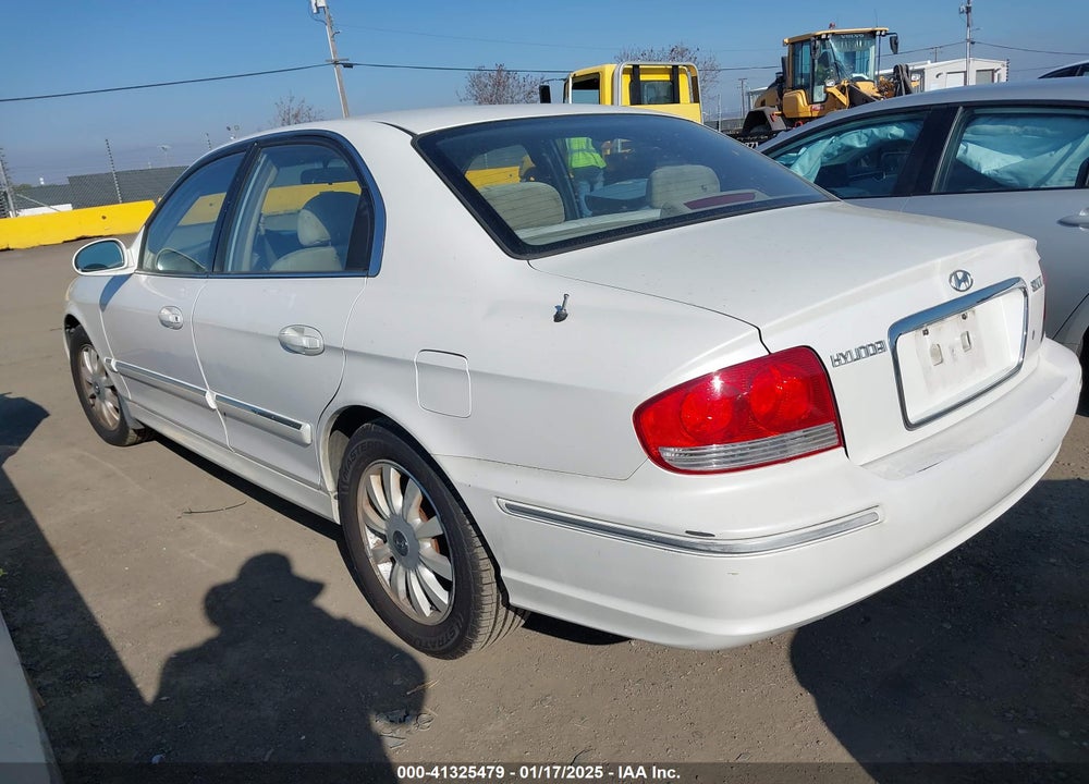 2004 HYUNDAI SONATA GLS/LX VIN: KMHWF35H74A033159