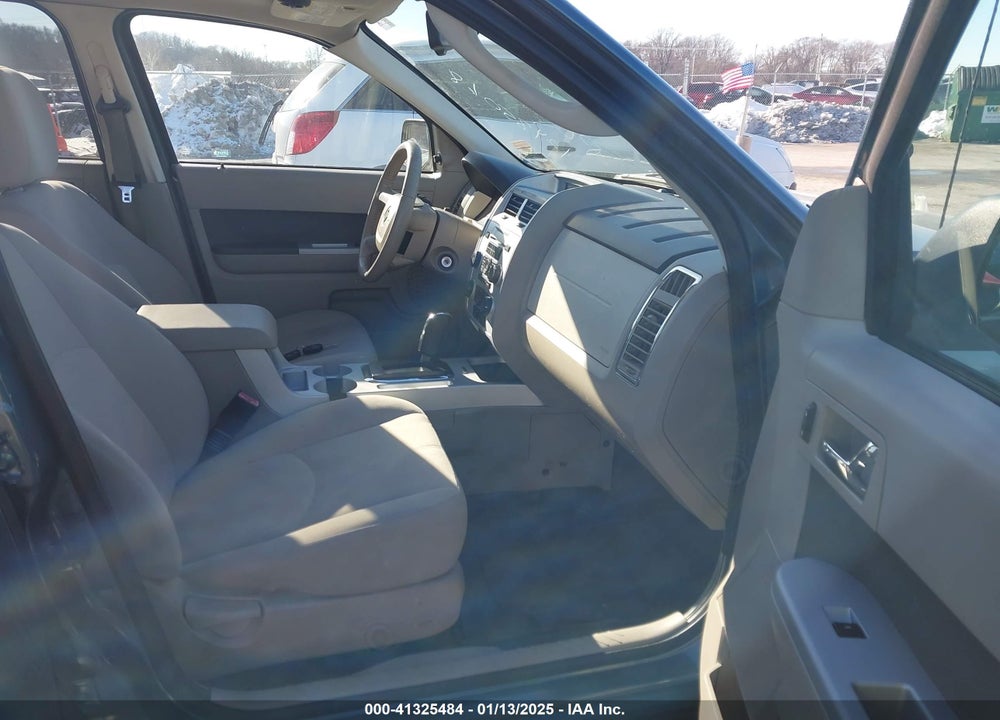 2011 MERCURY MARINER VIN: 4M2CN8B79BKJ03863