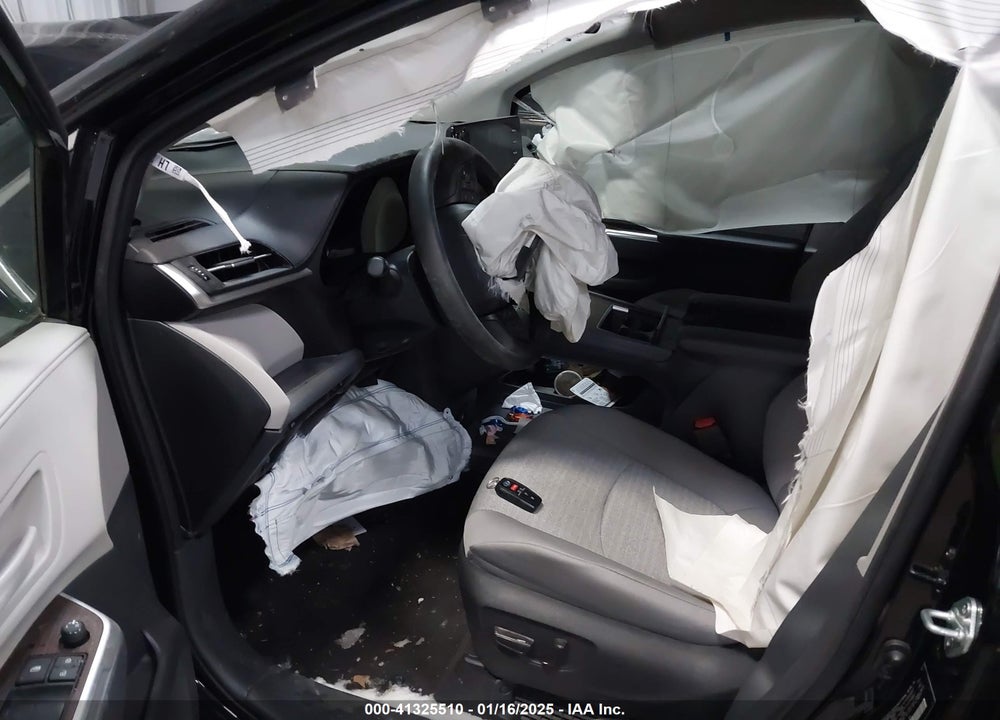 2023 TOYOTA SIENNA LE VIN: 5TDKSKFC3PS099467