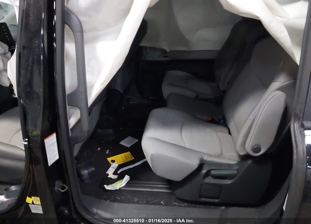 2023 TOYOTA SIENNA LE VIN: 5TDKSKFC3PS099467