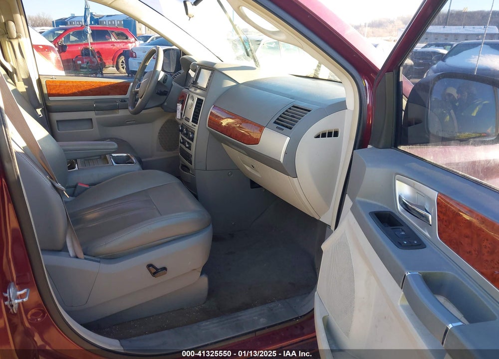 2009 CHRYSLER TOWN & COUNTRY TOURING VIN: 2A8HR54189R629283