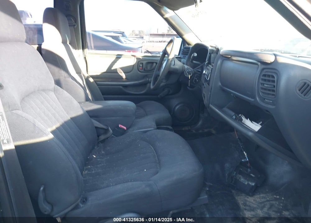 2003 CHEVROLET S-10 VIN: 1GCCS14H338283917
