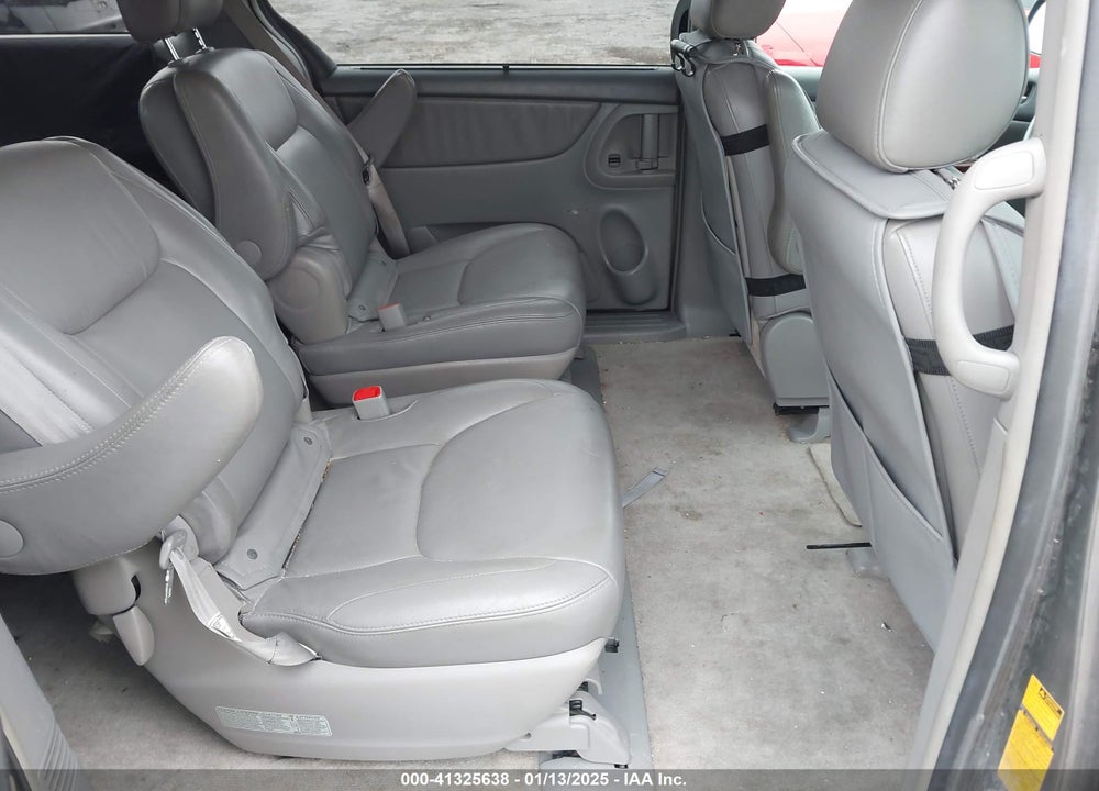 2005 TOYOTA SIENNA XLE VIN: 5TDZA22CX5S289531