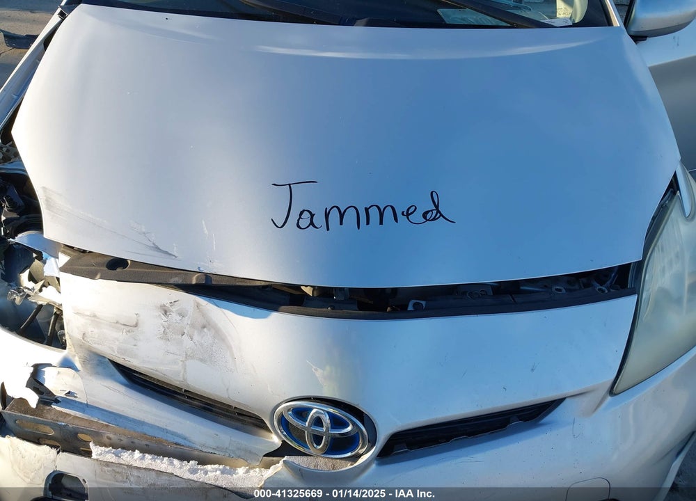 2013 TOYOTA PRIUS VIN: JTDKN3DU5D5643705