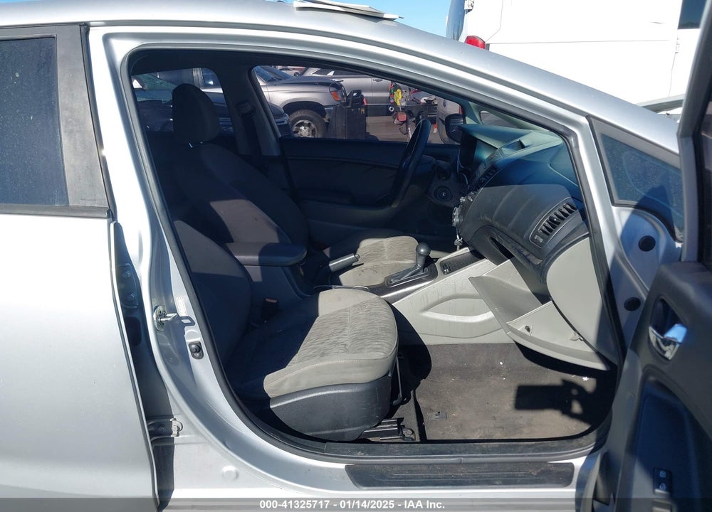 2015 KIA FORTE VIN: KNAFK4A63F5425333