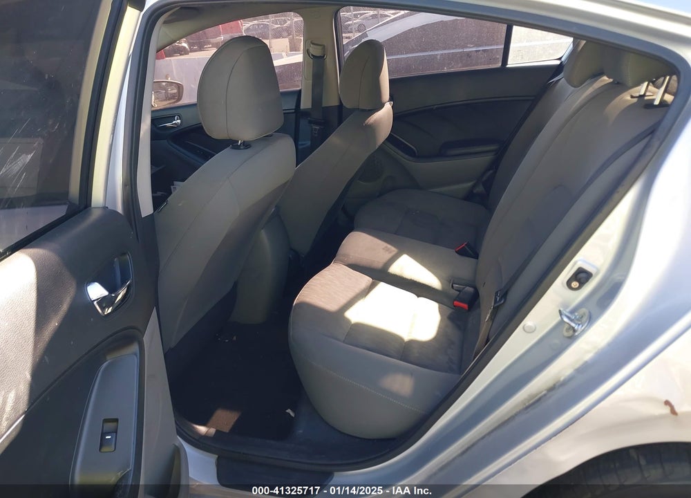 2015 KIA FORTE VIN: KNAFK4A63F5425333