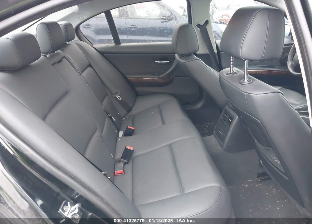 2008 BMW 328XI VIN: WBAVC93558K039172