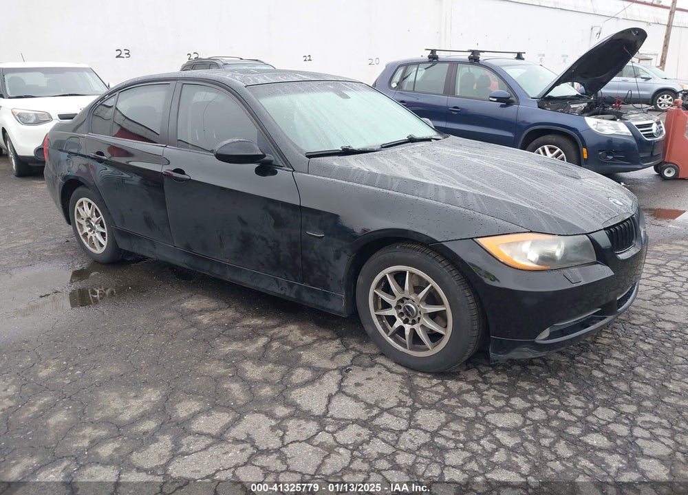 2008 BMW 328XI VIN: WBAVC93558K039172