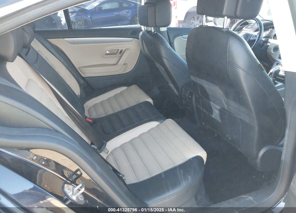 2016 VOLKSWAGEN CC VIN: WVWBP7AN0GE517500