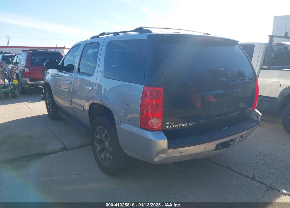 2013 GMC YUKON SLT VIN: 1GKS2CE02DR246390