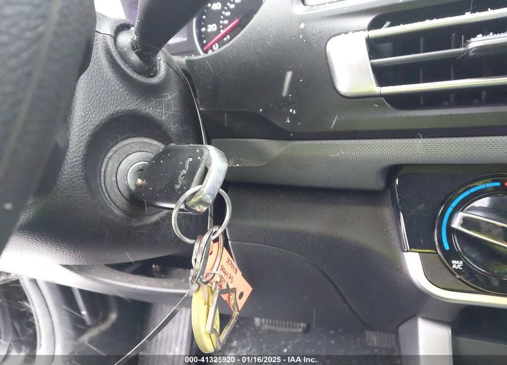 2023 KIA SELTOS LX VIN: KNDEPCAA3P7428821