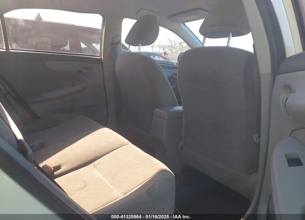 2009 TOYOTA COROLLA LE VIN: JTDBL40E89J009796