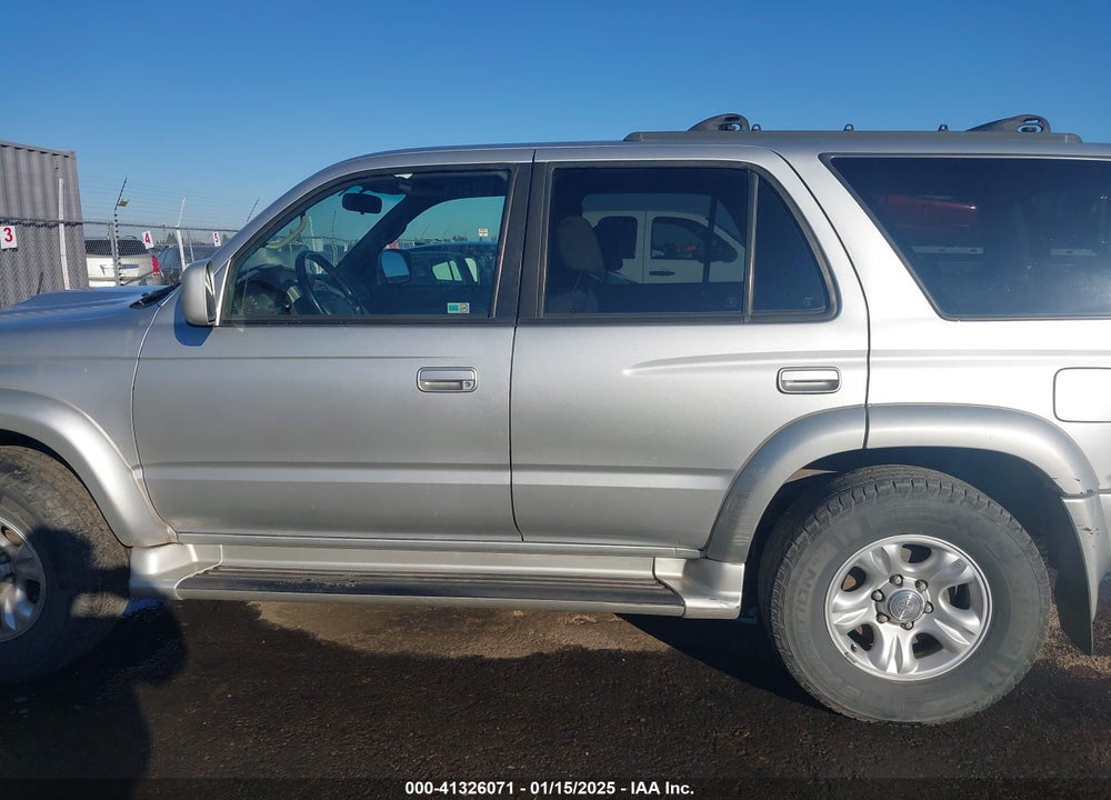 2001 TOYOTA 4RUNNER SR5 V6 VIN: JT3GN86R710205325