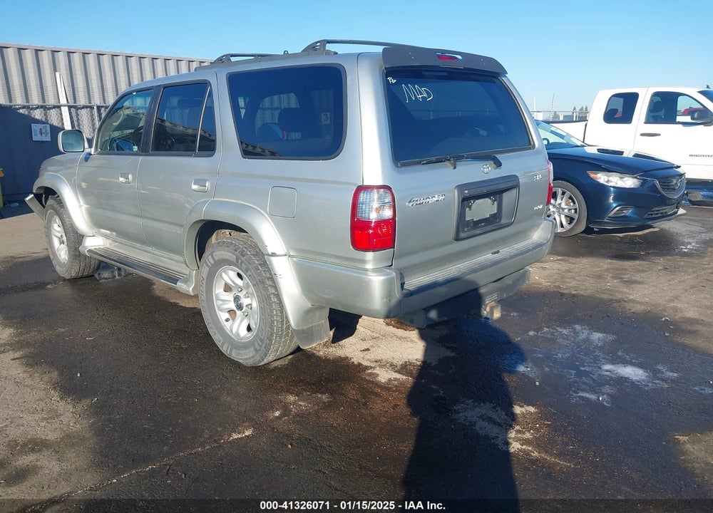 2001 TOYOTA 4RUNNER SR5 V6 VIN: JT3GN86R710205325