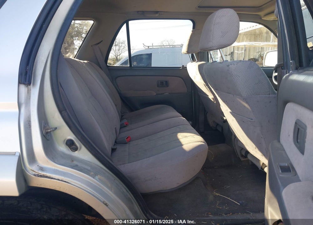 2001 TOYOTA 4RUNNER SR5 V6 VIN: JT3GN86R710205325