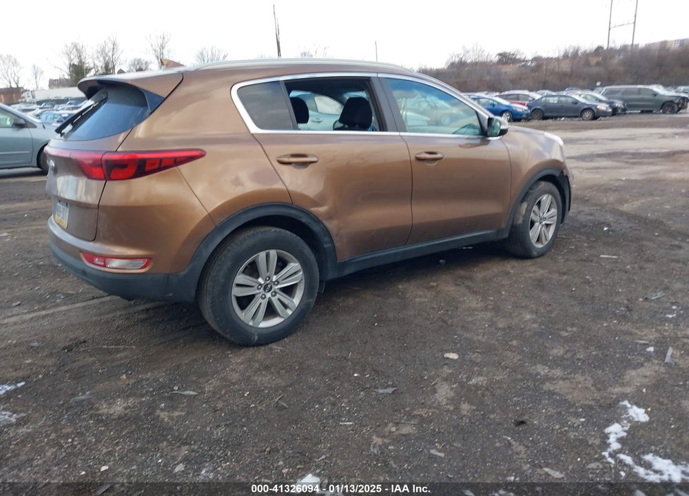 2018 KIA SPORTAGE LX VIN: KNDPM3AC5J7383102