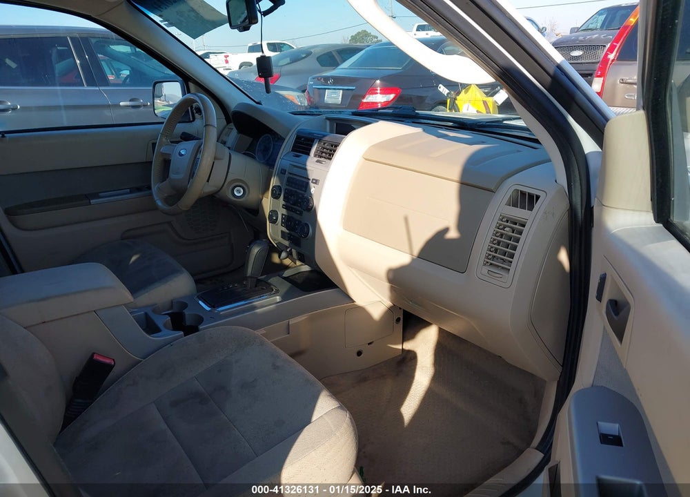 2010 FORD ESCAPE XLT VIN: 1FMCU9D75AKC04212