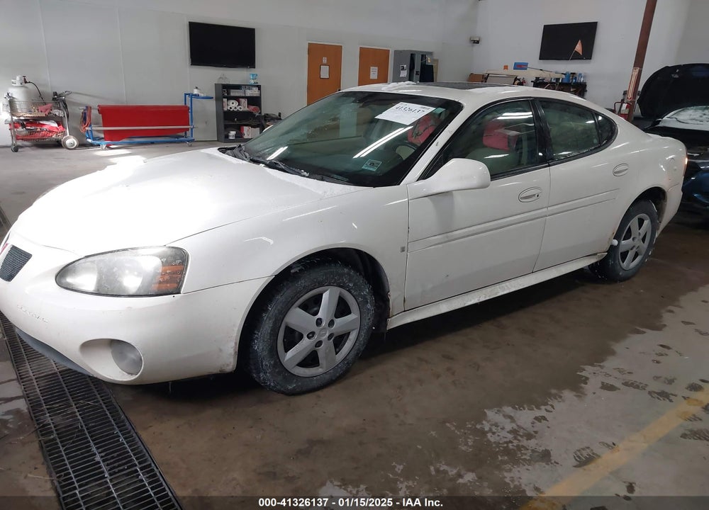 2008 PONTIAC GRAND PRIX VIN: 2G2WP552981141747
