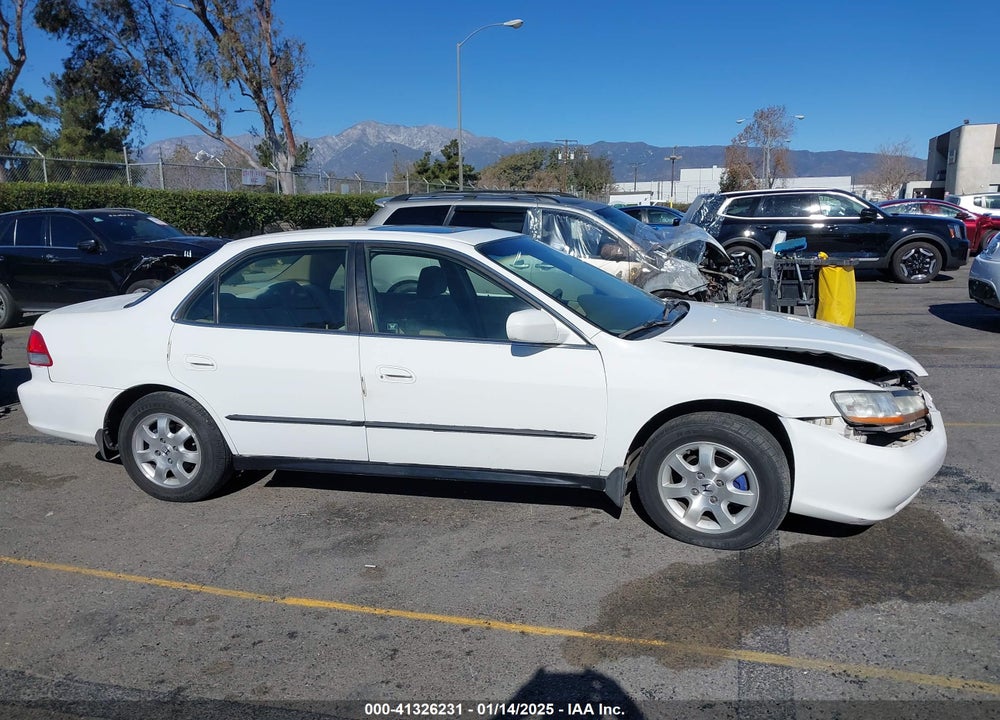 2002 HONDA ACCORD 2.3 EX/2.3 SE VIN: JHMCG66852C020107