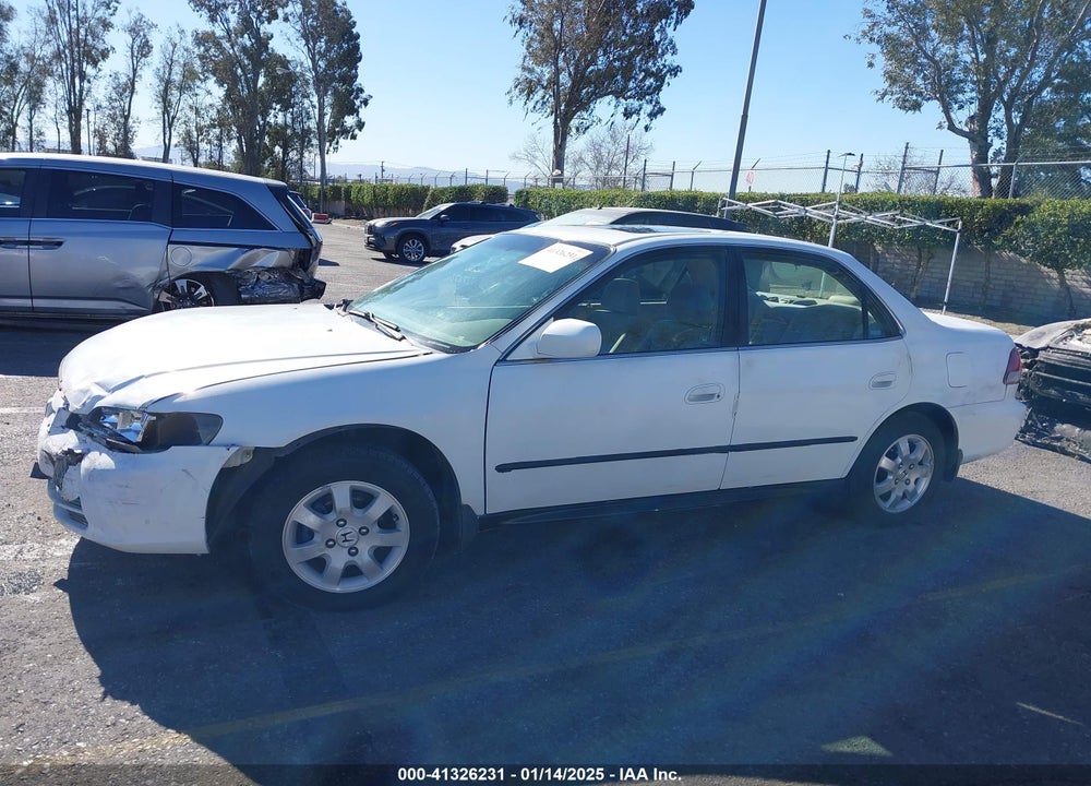 2002 HONDA ACCORD 2.3 EX/2.3 SE VIN: JHMCG66852C020107