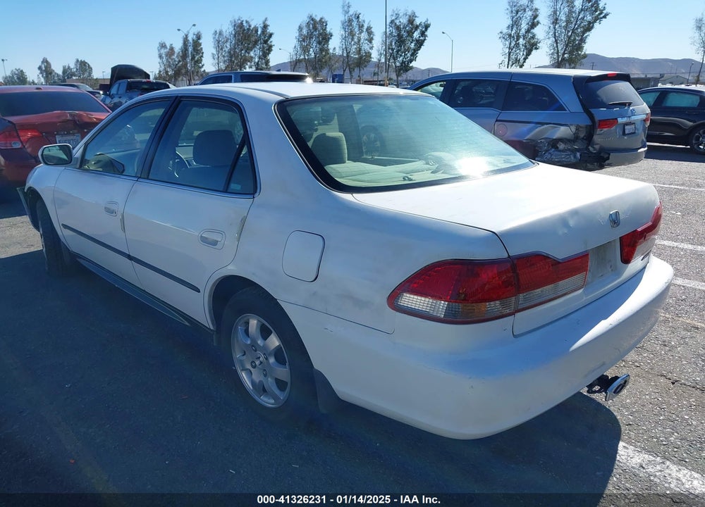 2002 HONDA ACCORD 2.3 EX/2.3 SE VIN: JHMCG66852C020107
