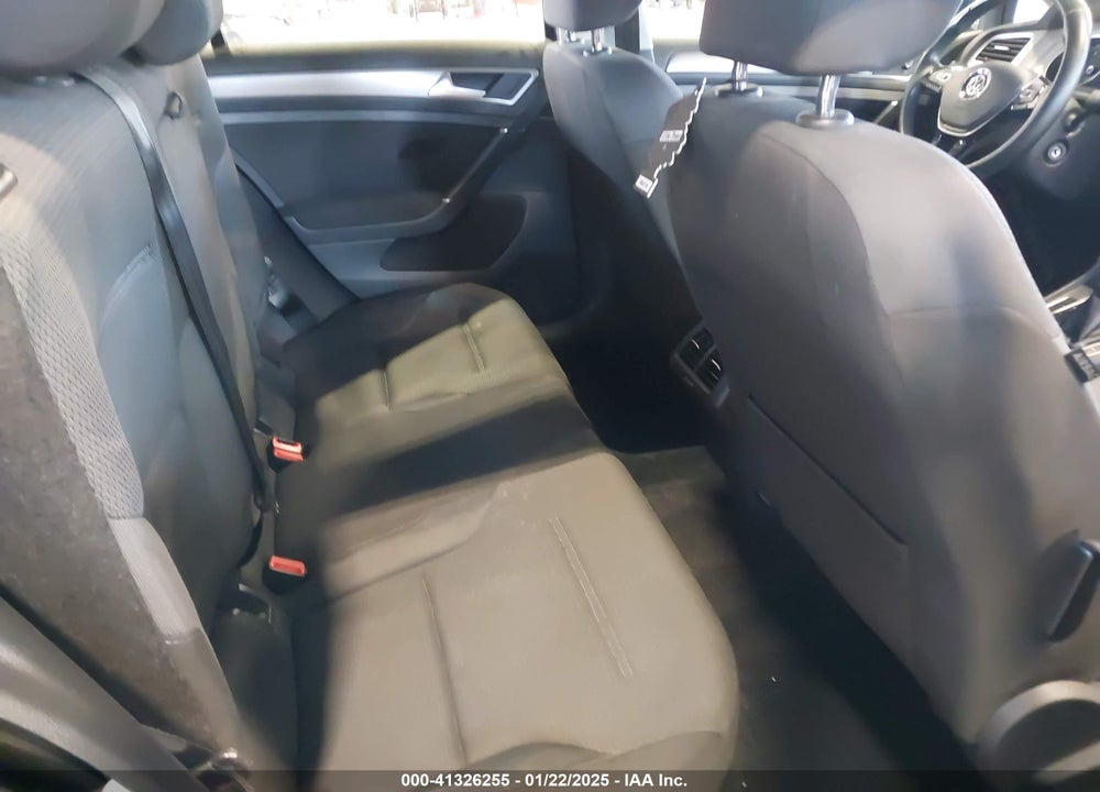 2017 VOLKSWAGEN GOLF VIN: 3VW217AU4HM006079