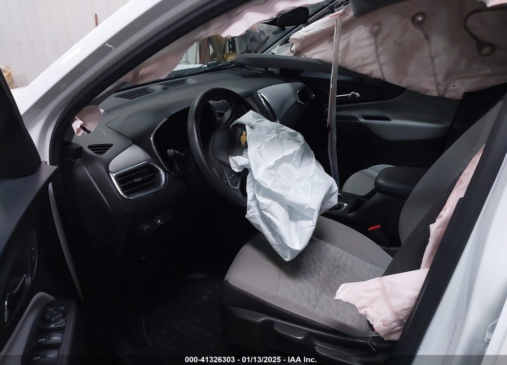 2018 CHEVROLET EQUINOX LS VIN: 3GNAXHEV5JS584965