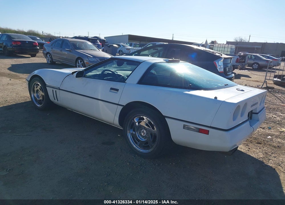1990 CHEVROLET CORVETTE VIN: 1G1YY2389L5106214