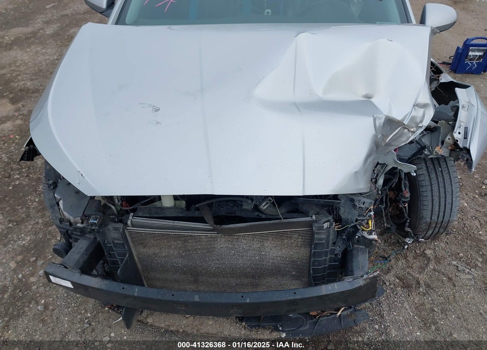 2020 HYUNDAI ELANTRA VIN: 5NPD84LF4LH615983