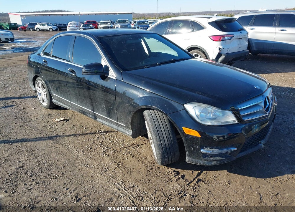 2013 MERCEDES-BENZ C 250 LUXURY/SPORT VIN: WDDGF4HB6DR274157