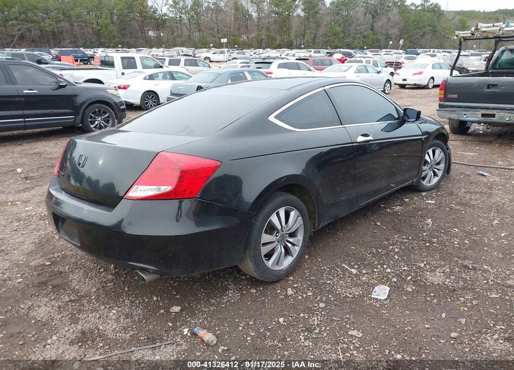 2012 HONDA ACCORD VIN: 1HGCS1B32CA001672